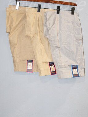 3 pairs Wearfirst men cargo shorts . Price is‎ for 3 .